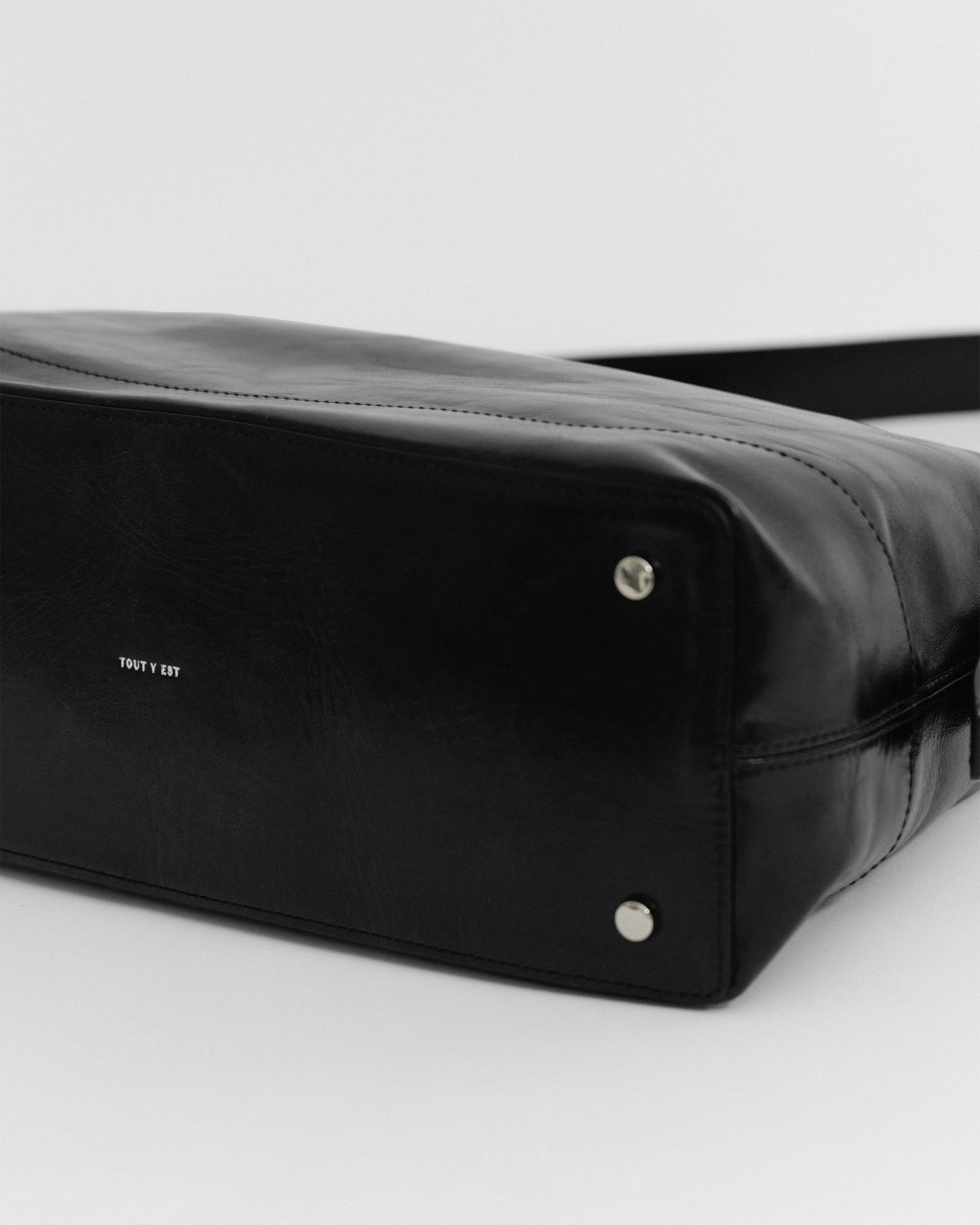 SAC TRESSÉ ÉPAULE BLACK